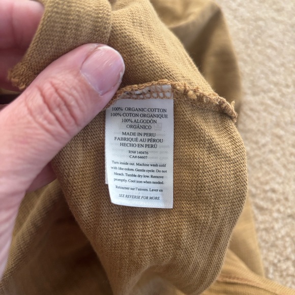 Faherty Sunwashed Slub Muscle Tank - Picture 6 of 6